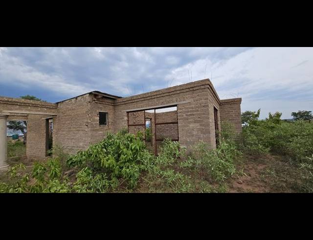 LAND FOR SALE IN VUWANI